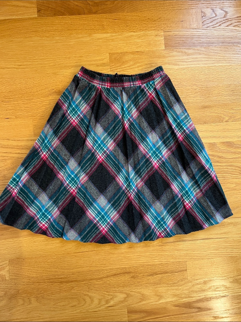 Vintage girls size 14 Plaid A-Line Skirt in Black, Teal & Pink